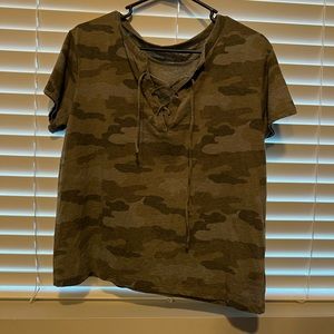 American eagle t shirt